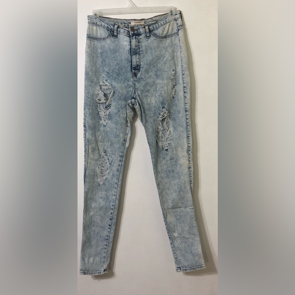 Distressed Denim Jeans high rise two pockets. Size 13